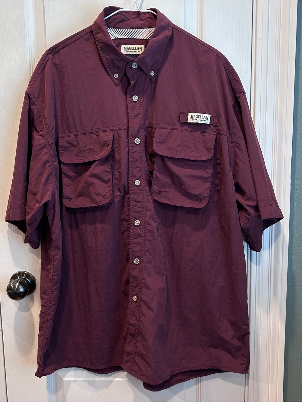 Magellan Men’s Laguna Madre Vented Button Up Fishing Shirt in Windsor Wine Sz.XL